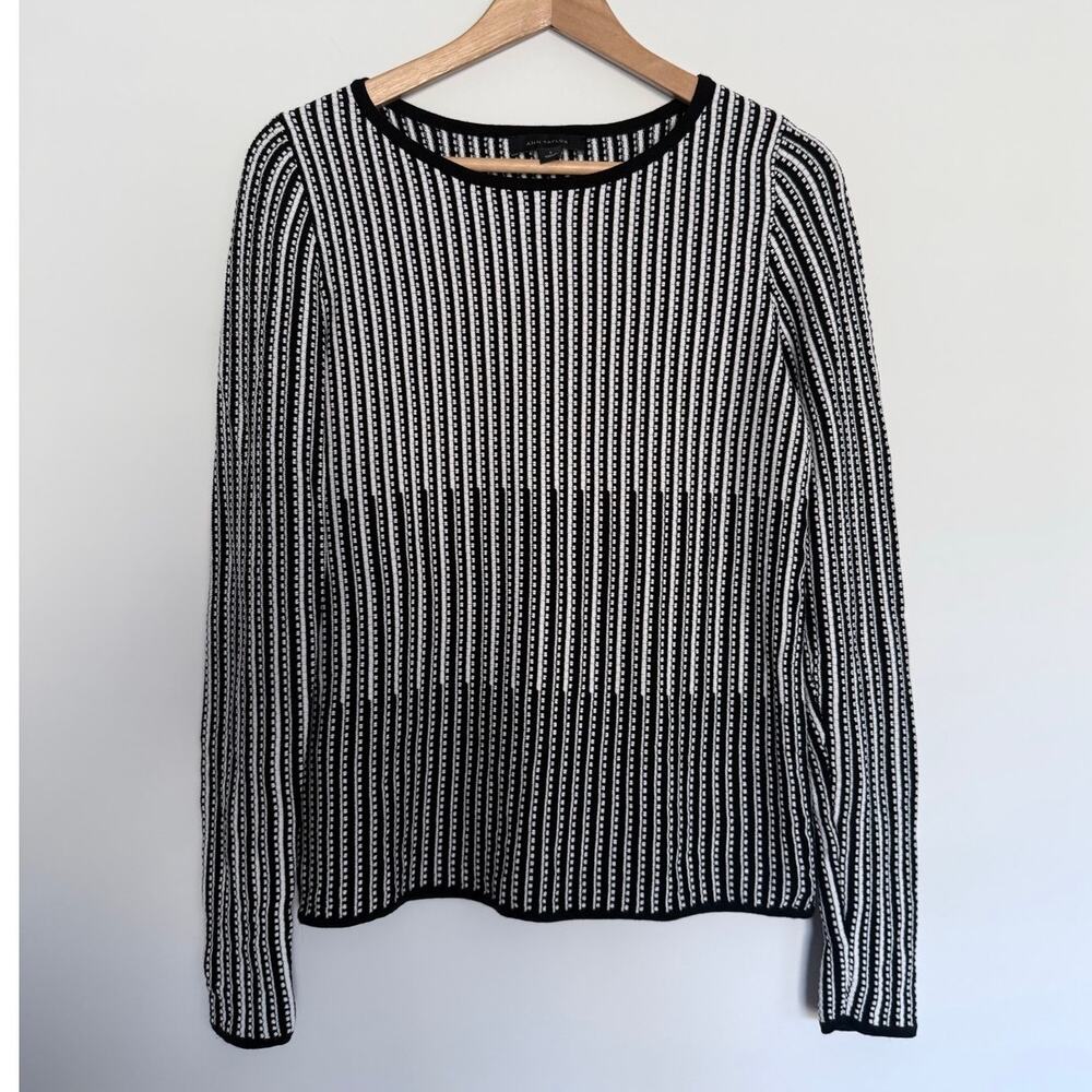ANN TAYLOR mod black white abstract lightweight knit long sleeve sweater top